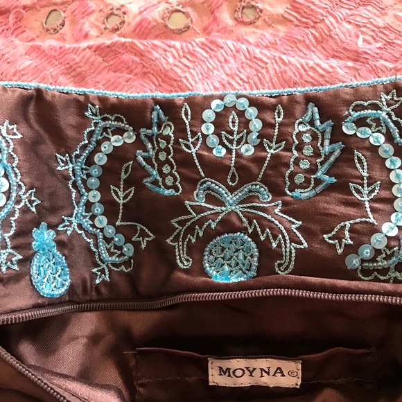 Monya silk foldover beaded pouch - Picture 4 of 5